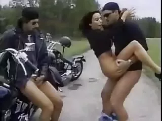 ڈک عادی پیاری کرسٹن سکسی دختر ترکی قیمت بیکار ہے اس biker ایک بہت بڑا ڈک