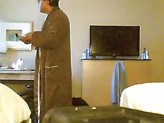 Brunette ، اور ، سنہرے فیلمسوپر ترکی بالوں والی ، اتارنا fucking سے لطف اندوز ایک دوسرے کی pussies حرکت کے ساتھ کی مدد سے ایک vibrator